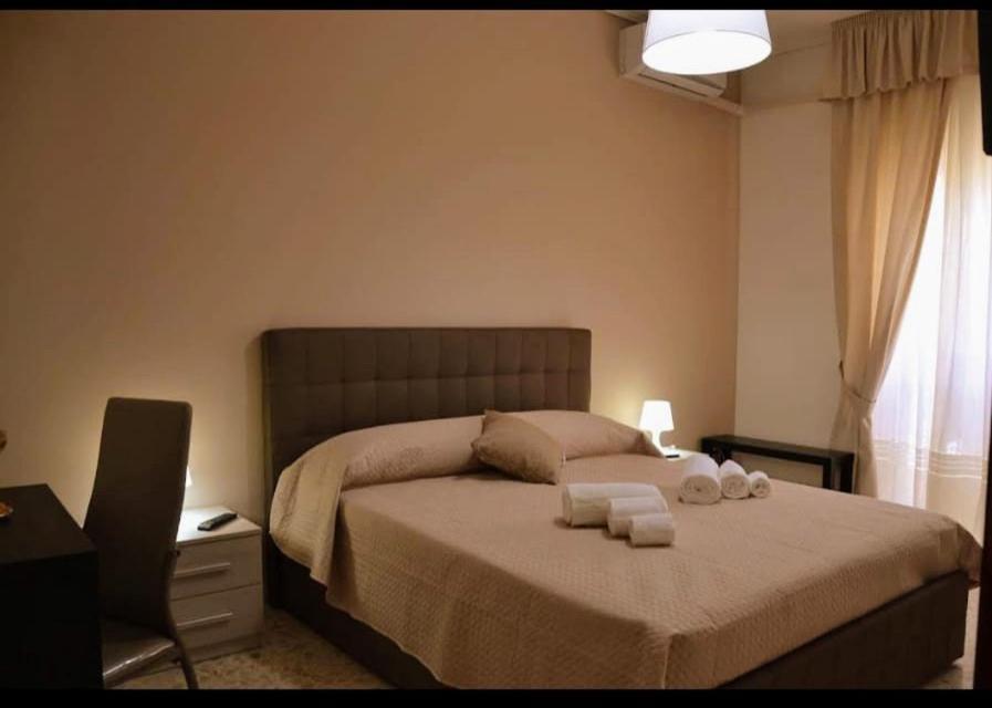 Mary'S House Bed & Breakfast เนเปิลส์ ภายนอก รูปภาพ