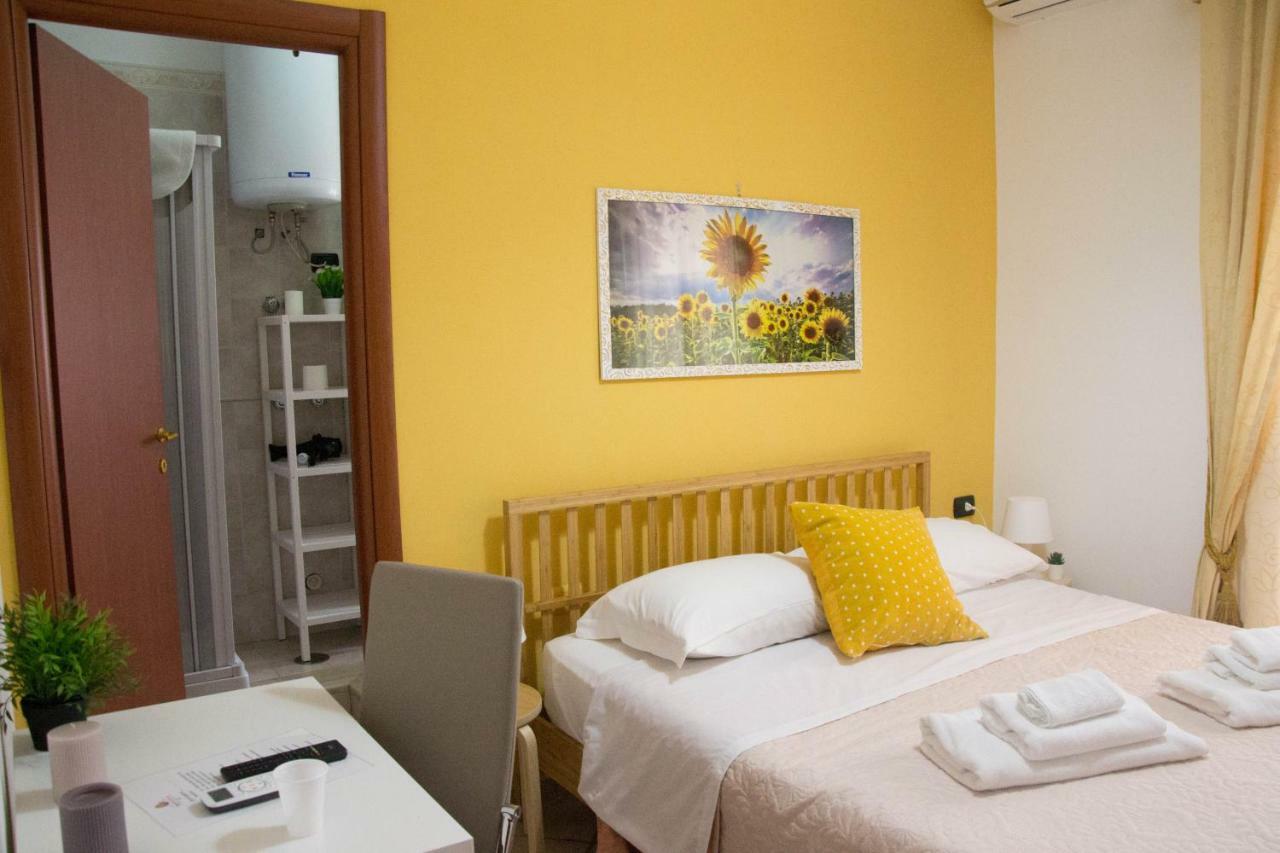 Mary'S House Bed & Breakfast เนเปิลส์ ภายนอก รูปภาพ