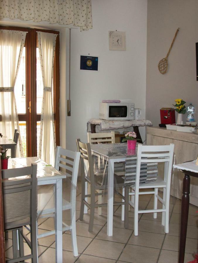 Mary'S House Bed & Breakfast เนเปิลส์ ภายนอก รูปภาพ